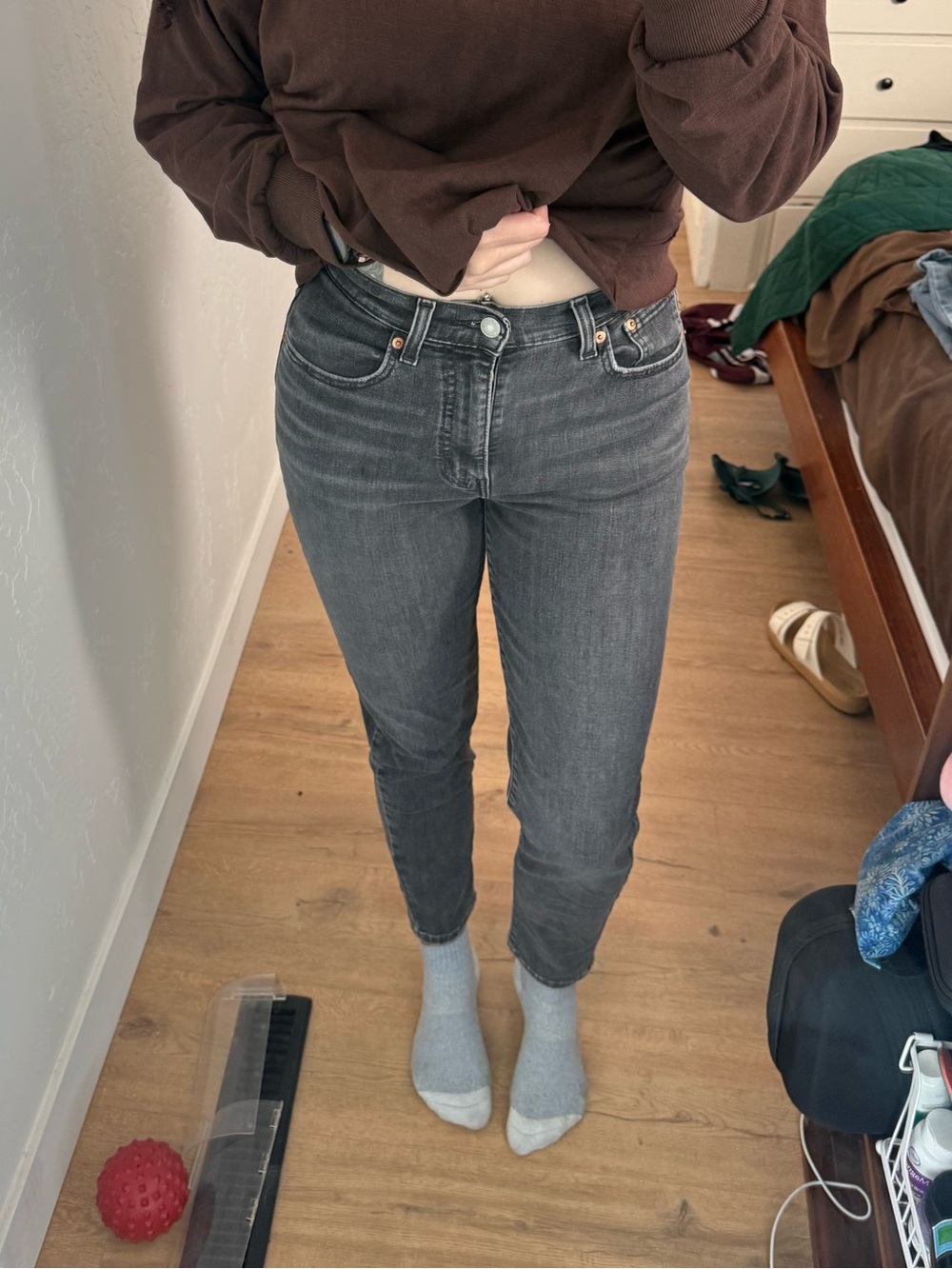 Levi's Women's Charcoal Gray Skinny Jeans